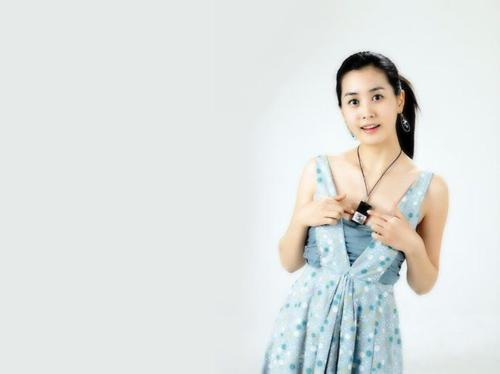 Á½²¿ÃÅ£ºÆÆ½âÉçÇø×ãÇò³¡µØÉèÊ©½¨ÉèÁù´óÄѵãÎÊÌâ